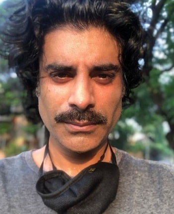 Mum Bhai (Altbalaji) Cast, Actors & Crew 5 Sikandar Kher