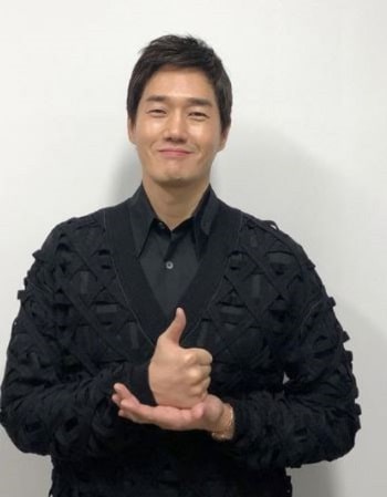 Money Heist (Korean) Cast, Actors & Crew 2 Yoo Ji Tae