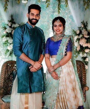 Yuva Krishna Wiki, Age, Wife, Caste, Family, Biography & More 10 Yuva Krishna with his fiancée Mridula Vijai