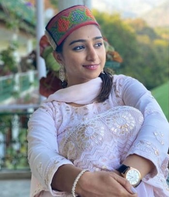 Yeh Rishta Kya Kehlata Hai (Star plus) Actors, Cast & Crew 11 dreaher profile of Mohena