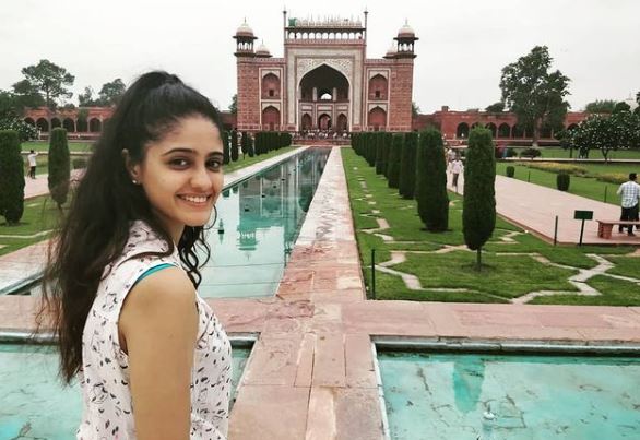 Ayesha Singh Age, Height, Husband, Net worth, Family, Biography & More 18 Ayesha Singh loves Traveling