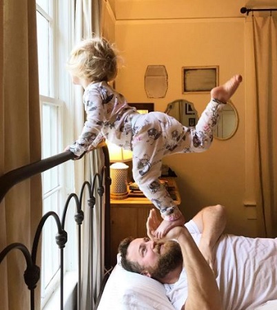 Ben Napier: Wiki, Biography, Age, Net worth, Wife, Children, Family, Height, Weight & More 9 Ben Napier playing with his daughter Helen Napier