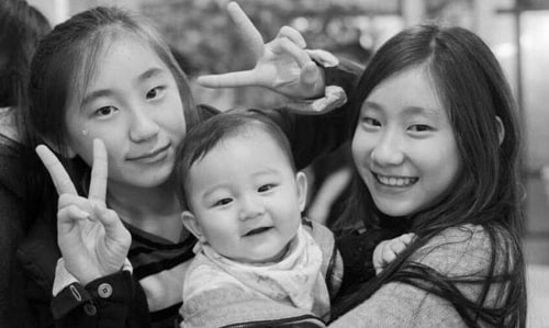 Chaeryeong in her childhood