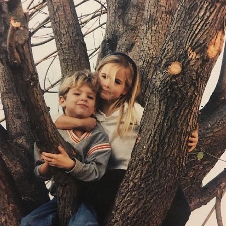 Childhood photo of Jenna Bandy with her twin brother Jace