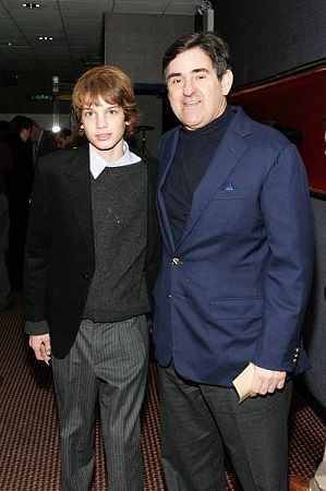 Dylan Thomas Andrews Wiki, Age, Wife, Net worth, Height, Family, Biography & More 10 Dylan Thomas Andrews and his step-dad Peter Brant