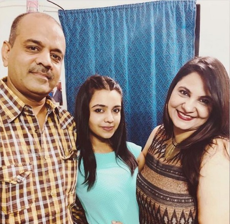 Purabi Bhargava Age, Height, Boyfriend, Net worth, Family, Biography & More 7 Endearing photo of Purabi Bhargava with her mom and dad.