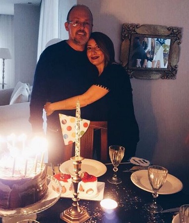 Gamze Er&ccedil;el parents