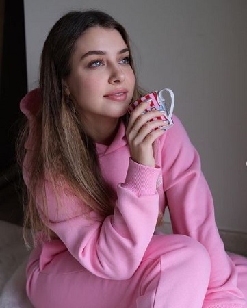 Gamze Er&ccedil;el wiki