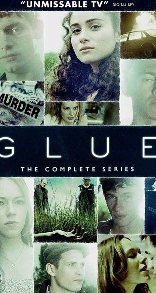 Elisha Applebaum Wiki, Height, Age, Boyfriend, Family, Biography & More 6 Elisha Applebaum in Glue TV series