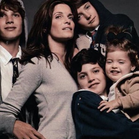 Harry Brant Wiki, Height, Age, Gay Boyfriend, Net worth, Biography & More 7 Harry Brant with his family