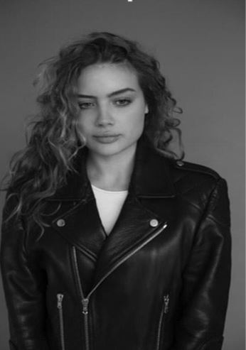 Sole Bovelli Wiki, Age, Height, Boyfriend, Family, Biography & More 6 Image Sole Bovelli portrait