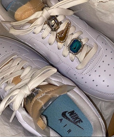 Jaime Xie Wiki, Age, Height, Husband, Net worth, Family, Biography & More 12 Jaime Xie got special customized Nike shoes