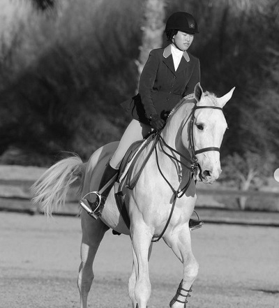 Jaime Xie Wiki, Age, Height, Husband, Net worth, Family, Biography & More 14 Jaime Xie wile doing Hunter jumping