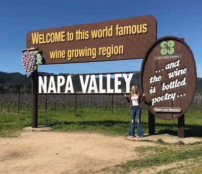Jennifer Wayne Wiki, Height, Age, Husband, Net worth, Biography & More 14 Jennifer Wayne went to Napa Valley