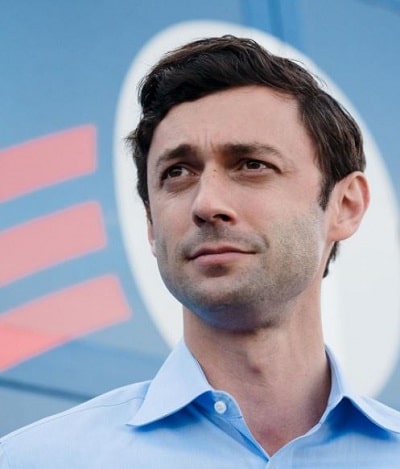 Jon Ossoff Height, Weight, Age, Wife, Net worth, Family, Biography & More 10 Jon Ossoff is an extremely loved and popular politician.