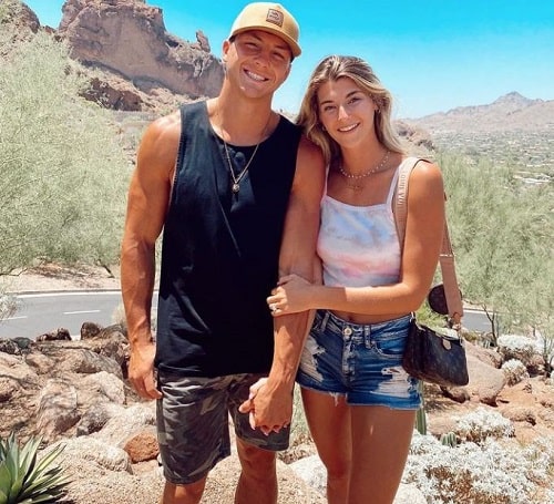 Josh Brueckner: age, Height, Girlfriend, Net worth, Biography & More 7 Josh Brueckner and Katie Betzing have been dating since 2018.