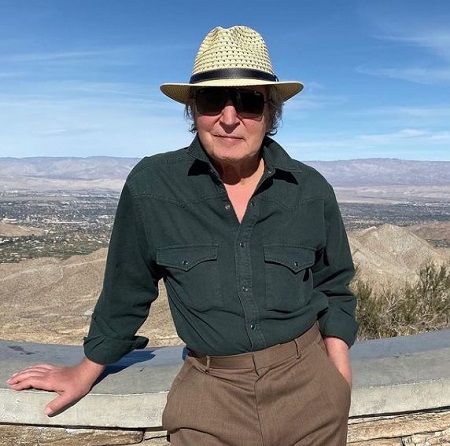 Kim lee (DJ) Age, Height, Husband, Net worth, Family, Biography & More 9 Kim Lee's dad Daniel Segal