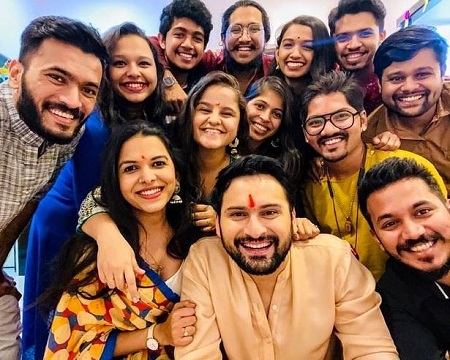 Mitali Mayekar Wiki, Age, Height, Husband, Net worth, Family, Biography & More 4 Mitali Mayekar with her friends