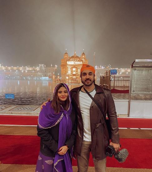 Mumbiker Nikhil: Age, Height, Wife, Girlfriend, Net worth, Family, Biography & More 17 Mumbiker Nikhil with his girlfriend at Golden Temple, Amritsar
