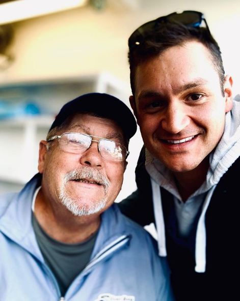 Nick McGlashan Wiki, Age, Wife, Net worth, Family, Biography & More 7 Nick McGlashan clicked a selfie with his father while picking him up from the airport
