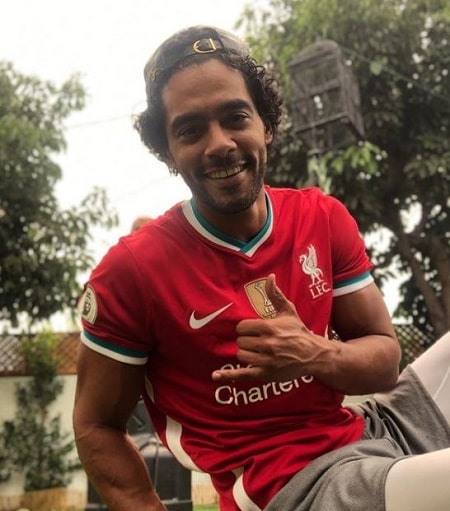 Nick Sagar Wiki, Height, Age, Wife, Net worth, Family, Biography & More 14 Nick Sagar sporting the Liverpool F.C jersey.