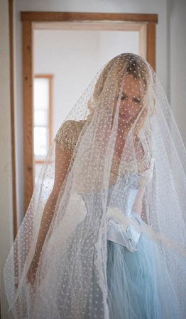 Pamela Anderson's wedding dress
