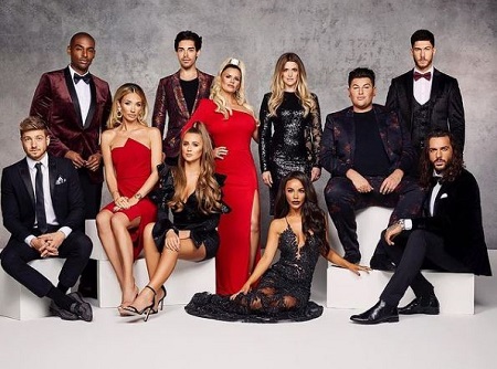 Pete Wicks: Wiki, Height, Age, Girlfriend, Net worth, Biography & More 12 Pete Wicks with the cast of Celebs Go Dating