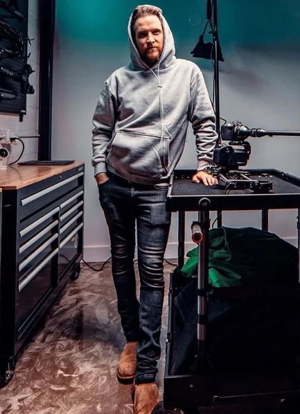 Peter McKinnon Wiki, Age, Wife, Net Worth, Height, Family, Biography & More 5 Peter McKinnon height