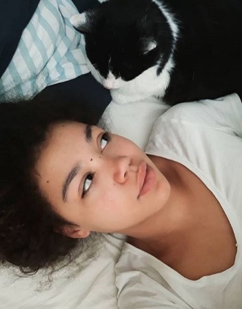Ruby Barker: Age, Height, Net worth, Boyfriend, Family, Biography & More 17 Ruby Barker with her pet cat