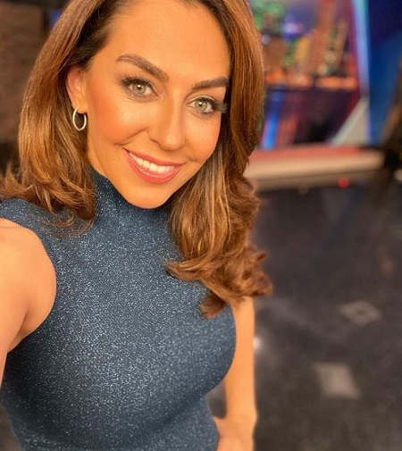 Shally Zomorodi is serving as as an anchor on Fox 5 tv news channel