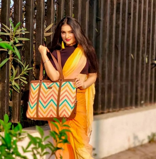 Shweta Rajput Wiki, Age, Height, Boyfriend, Net worth, Biography & More 18 Shweta Rajput's promotional post for Zouk