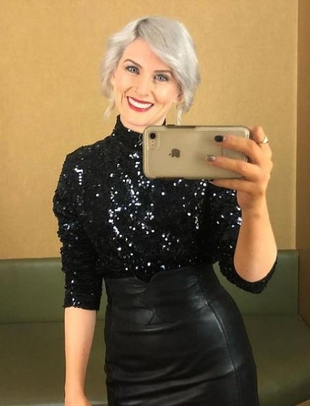 Sinead Kennedy Wiki, Age, Husband, Net worth, Family, Biography & More 17 Sinead Kennedy sharing her outfit of the day