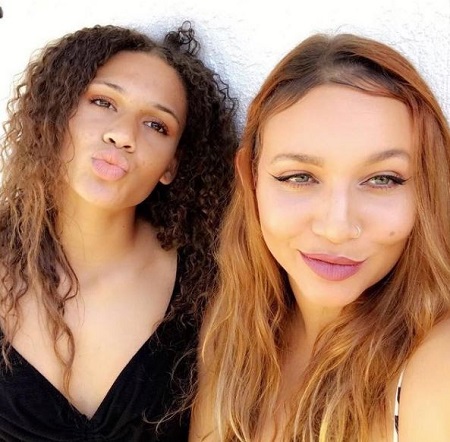 Trinity Rodman Wiki, Height, Age, Net worth, Boyfriend, Biography & More 10 Trinity Rodman with her sister Teyana