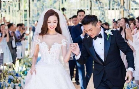 Wenwen Han's wedding photo