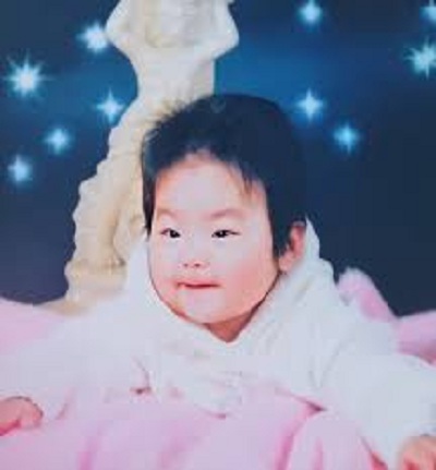 Yeji (ITZY) Age, Height, Boyfriend, Net worth, Family, Biography & More 7 Yeji in her Childhood