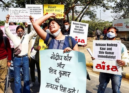 Nodeep Kaur (Activist) Wiki, Age, Family, Case, Caste, Biography, Education & More 8 A protest in favor of Nodeep kaur