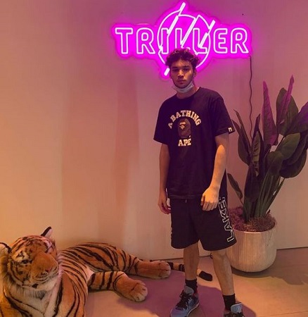 Adin Ross: Wiki, Height, Age, Girlfriend, Net worth, Biography, Family & More 5 Adin Ross height