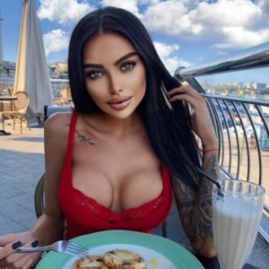 Alena Omovych Wiki, Height, Age, Boyfriend, Net worth, Biography & More