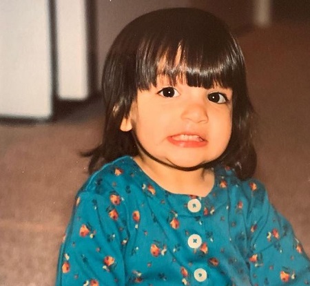 Julia Macchio Wiki, Age, Husband, Net worth, Family, Biography & More 5 Baby Julia Macchio.