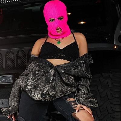 Baby Kaely Wiki, Height, Age, Boyfriend, Family, Biography & More 15 Baby Kaely while shooting for her song named Jacked