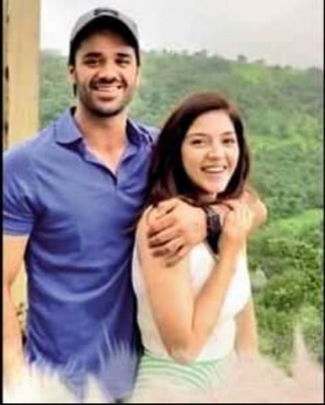 Bhavya Bishnoi Wiki, Age, Wife, Caste, Family, Net worth, Biography & More 7 Bhavya Bishnoi and Mehreen Kaur Pirzadaa