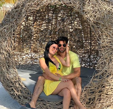 Brenda Zambrano: Wiki, Height, Age, Boyfriend, Net worth, Biography & More 10 Brenda Zambrano with Guty Carrera