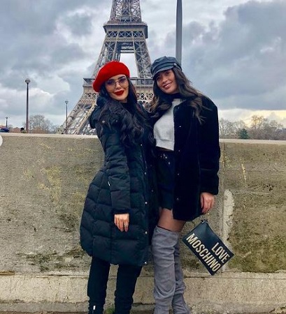 Brenda Zambrano: Wiki, Height, Age, Boyfriend, Net worth, Biography & More 30 Brenda Zambrano with her best friend