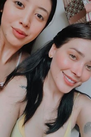 Brenda Zambrano: Wiki, Height, Age, Boyfriend, Net worth, Biography & More 8 Brenda Zambrano with her sister