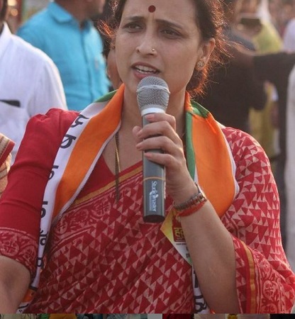 Chitra Wagh (BJP) Wiki, Age, Husband, Children, Family, Biography & More 11 Career Chitra Wagh