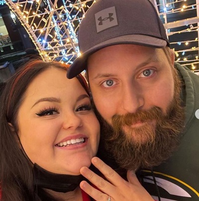 CelinaSpookyBoo Wiki, Age, Height, Boyfriend, Net worth, Biography & More 9 CelinaSpookyBoo with her husband Adam Myers