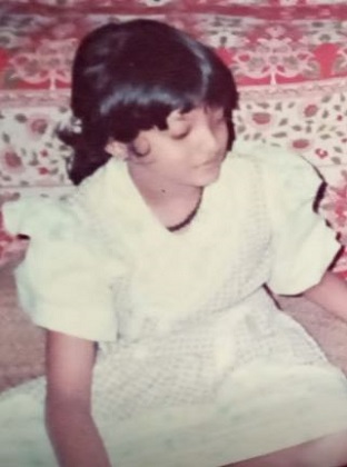 Soorya Menon Wiki, Height, Age, Husband, Caste, Family, Biography & More 3 Childhood photo of Soorya Menon