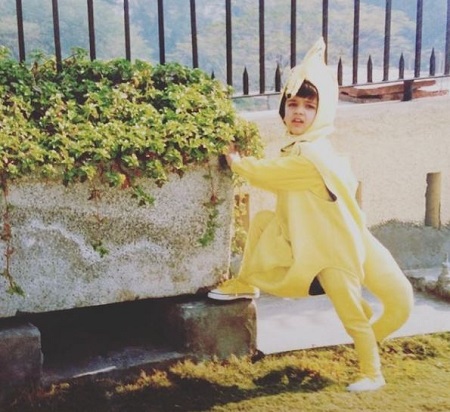 Bhavya Bishnoi Wiki, Age, Wife, Caste, Family, Net worth, Biography & More 2 Childhood picture of Bhavya Bishnoi