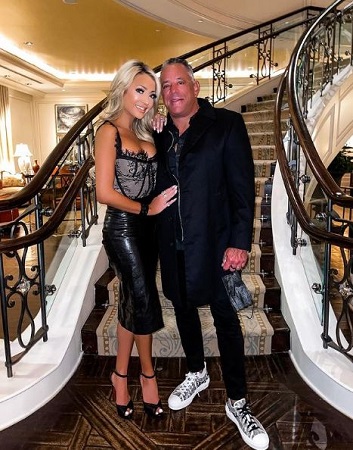 Chris Carlos Wiki, Age, Wife, Net worth, Height, Family, Biography & More 11 Chris Carlos and Juliana Carlos