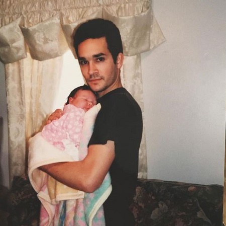 Franny Arrieta: Age, Height, Boyfriend, Net worth, Biography, Family & Wiki 7 Franny Arrieta's father Frank Arrieta served in the army.